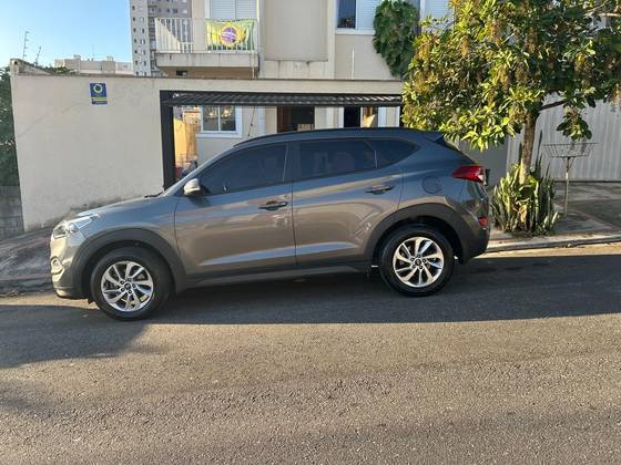HYUNDAI TUCSON 1.6 16V T-GDI GASOLINA GLS ECOSHIFT HYUNDAI TUCSON 1.6 16V T-GDI GASOLINA GLS ECOSHIFT
